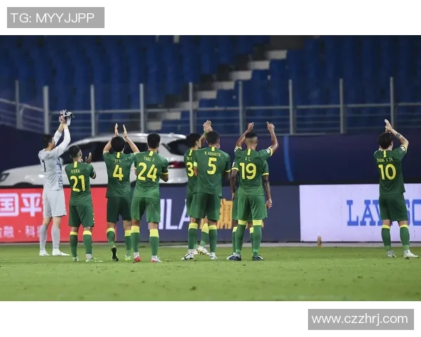 中超联赛历史回顾北京国安与重庆当代的对决与发展轨迹