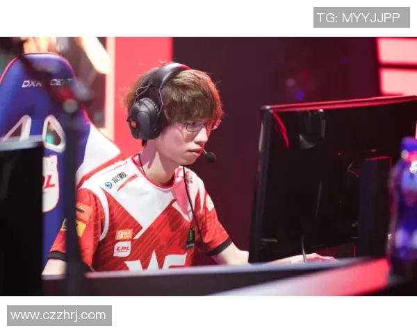 突破极限成就传奇 游泳选手XXX的辉煌人生与赛事历程解析